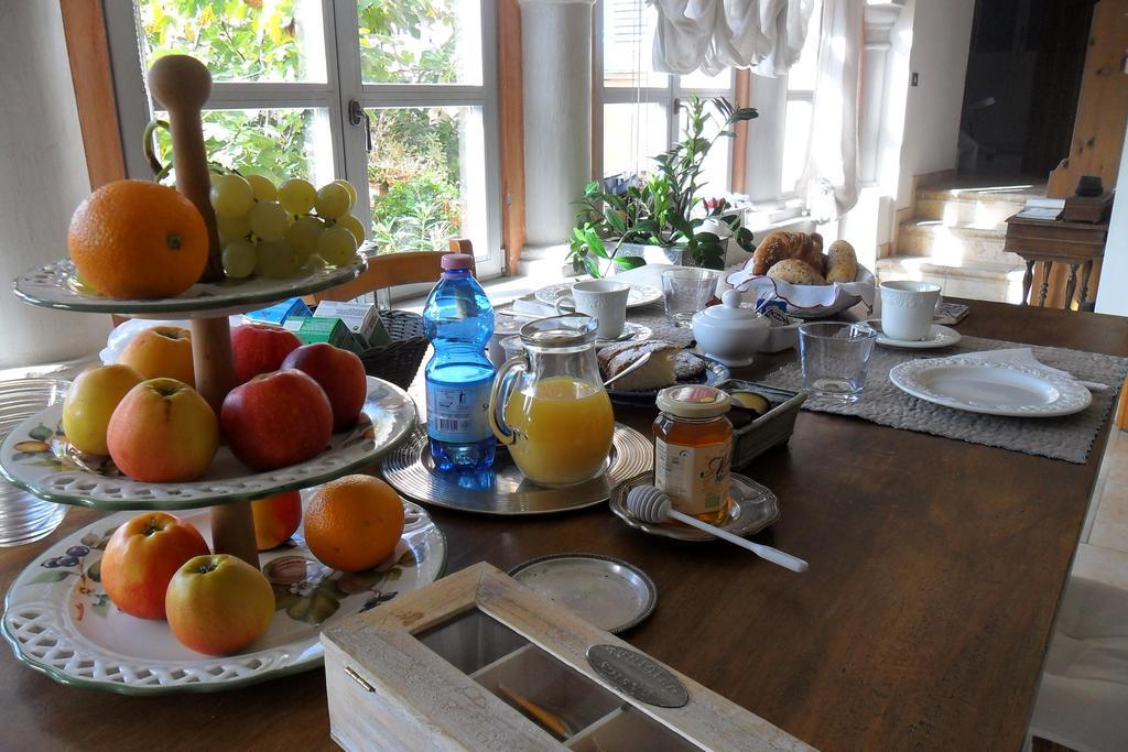 Bed & Breakfast Belfiore Lonato Buitenkant foto