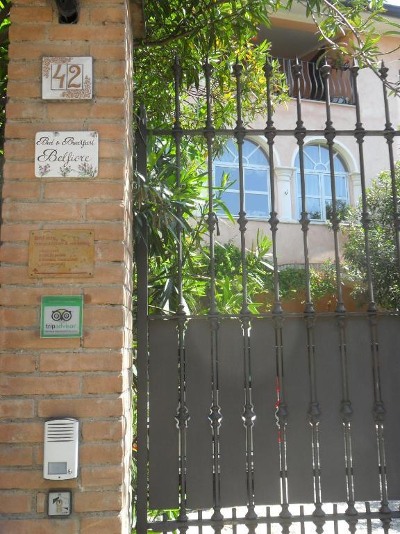 Bed & Breakfast Belfiore Lonato Buitenkant foto